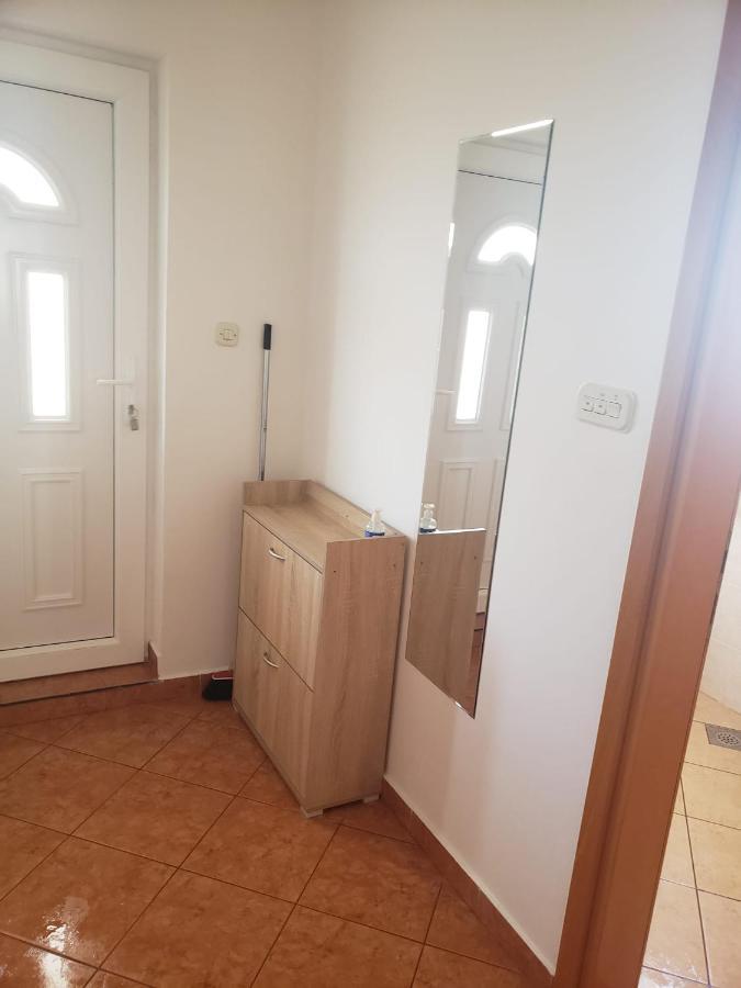 Apartmani Ciklic Dobropoljana Exterior foto
