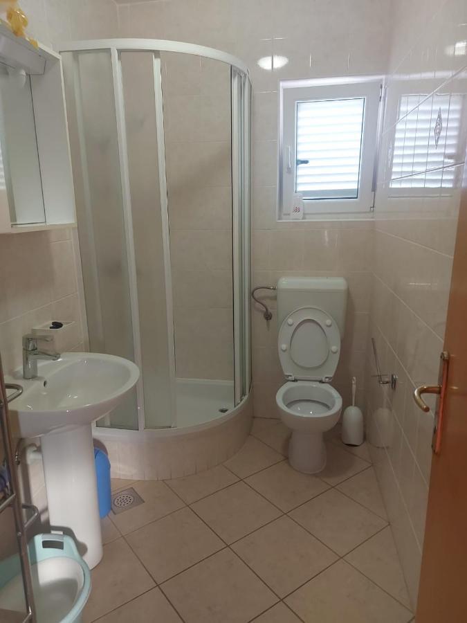 Apartmani Ciklic Dobropoljana Exterior foto