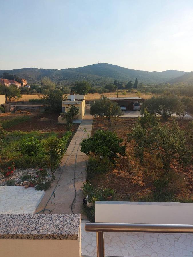 Apartmani Ciklic Dobropoljana Exterior foto