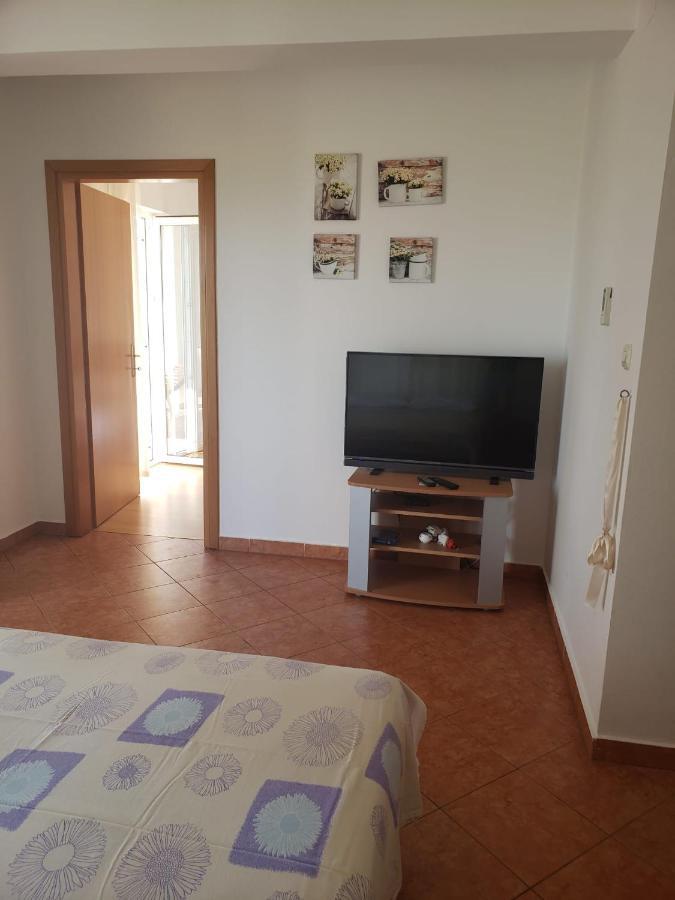 Apartmani Ciklic Dobropoljana Exterior foto