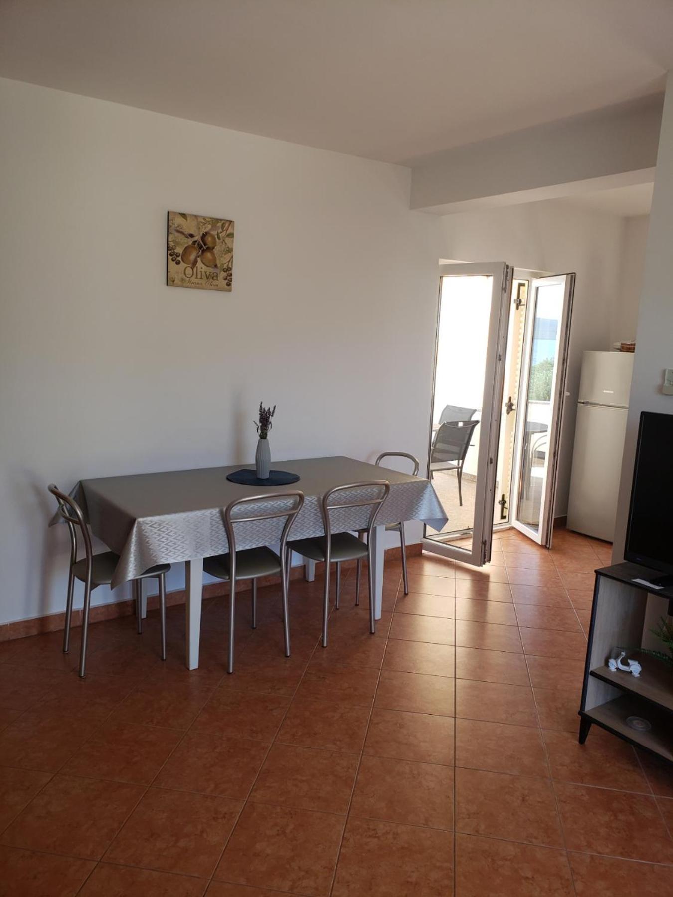 Apartmani Ciklic Dobropoljana Exterior foto