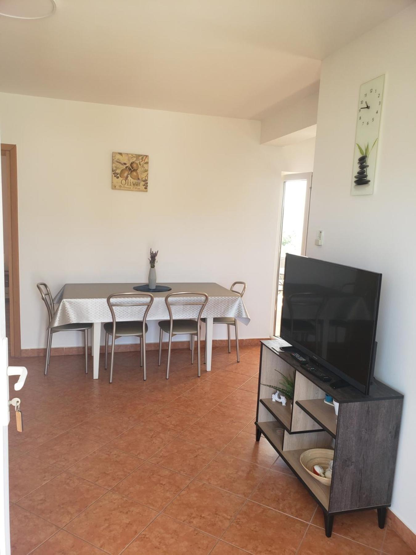 Apartmani Ciklic Dobropoljana Exterior foto